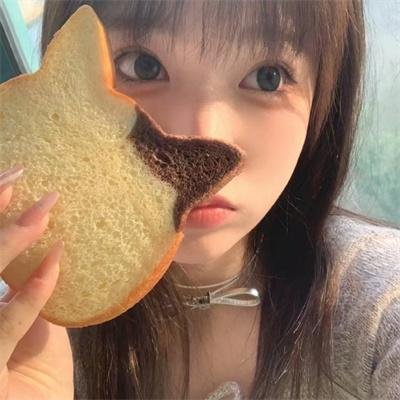在窗边